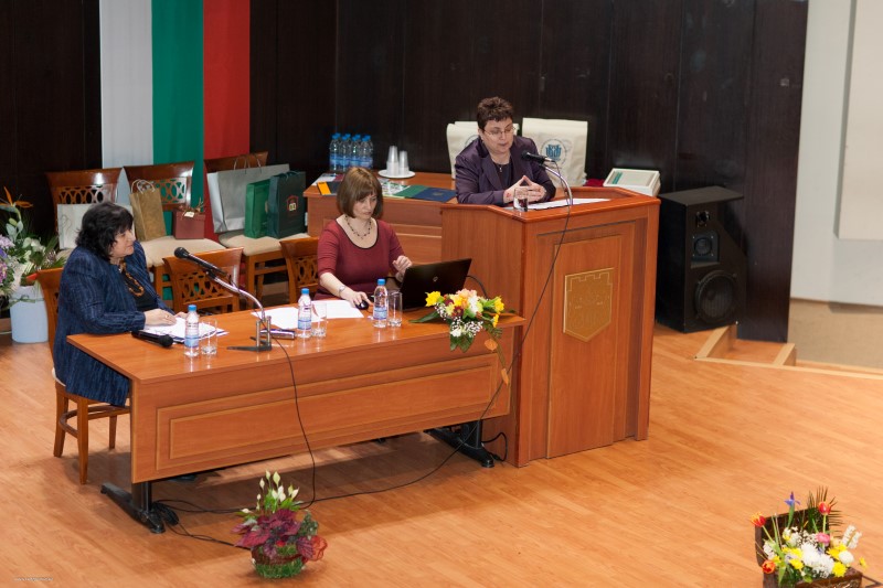 _W8I5557.jpg - Тържествена сесия по повод 130 годишнината на библиотеката