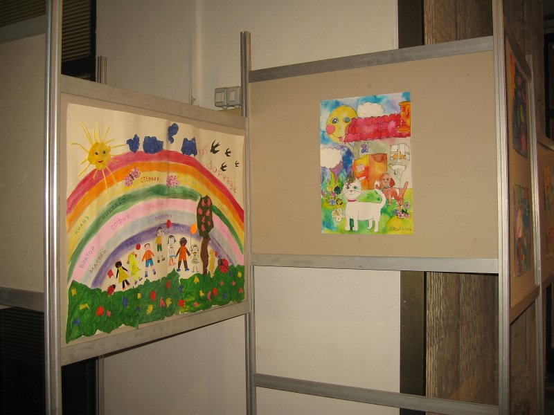 IMG_3862.jpg - Откриване на изложба „Чело коте книжки… с усмивка за детското четене”