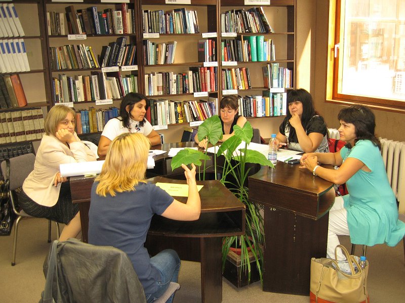 IMG_3994.JPG - Творческо ателие под ръководството на проф. д-р Келер-Лойбл - разработване идеи за изграждането и оборудването на модерна младежка библиотека