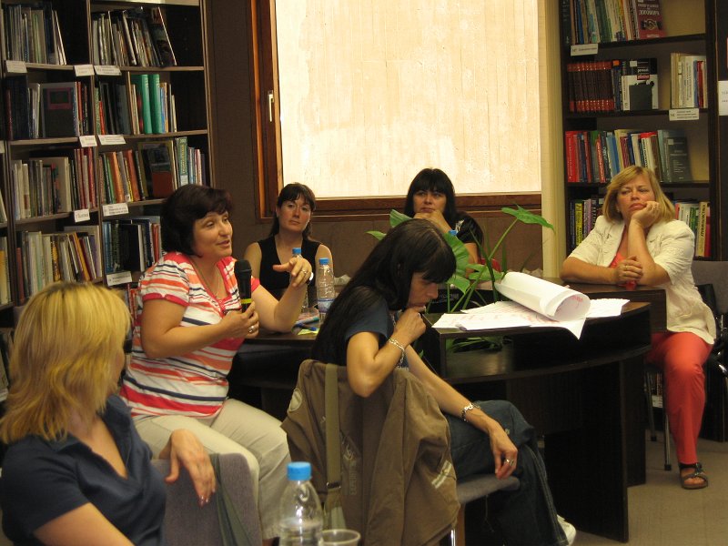 IMG_4055.JPG - Творческо ателие под ръководството на проф. д-р Келер-Лойбл - разработване идеи за изграждането и оборудването на модерна младежка библиотека