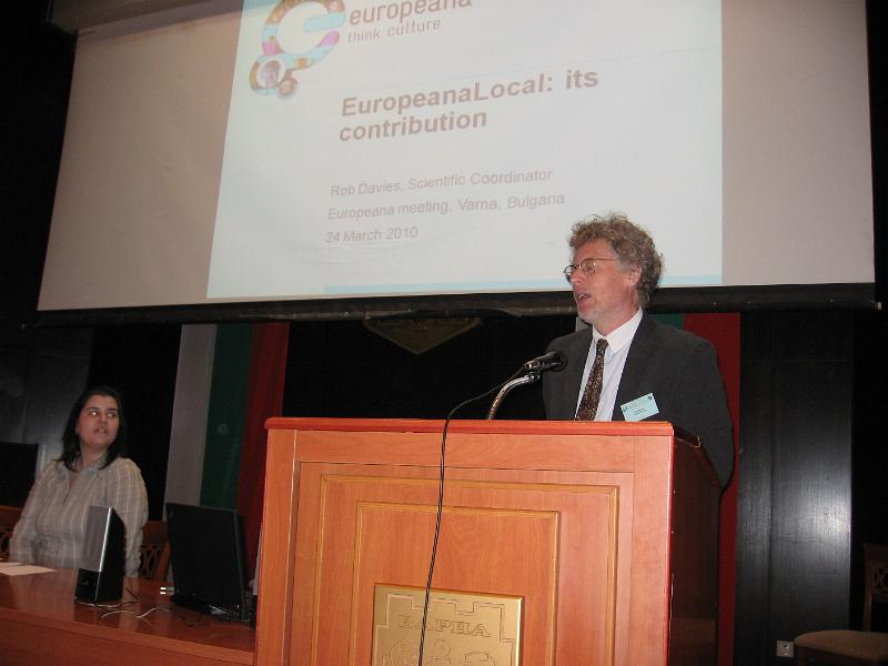 IMG_8447.jpg - Роб Дейвис - EuropeanaLocal - "EuropeanaLocal - перспективи за обединяване и представяне на дигитално съдържание"