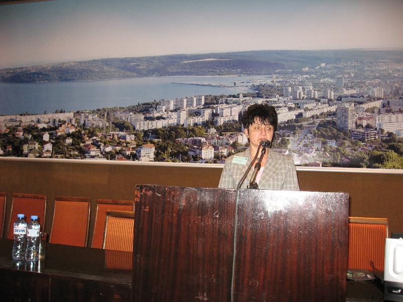 IMG_8509.jpg - Румелина Василева, Силвия Станчева - СВУБИТ - "Интелектуалният капитал на библиотеките в контекста на Европейската дигитална библиотека"