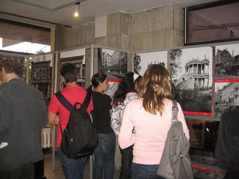 IMG_5486.jpg - Изложба на немския фотограф Стефан Копелкам - "Местно време" / "ORTSZEIT"