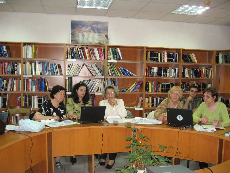 IMG_0061.jpg - Практически курс Компютърни и информационни умения за начинаещи от възрастова група 60+. Инициатива по Проект "Обучение през целия живот"