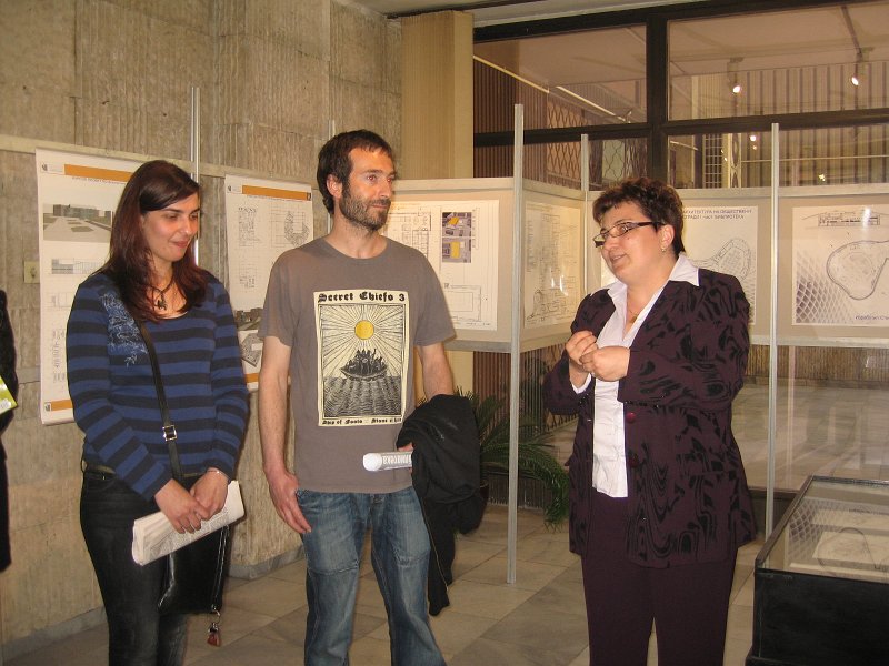 IMG_7916.jpg - Откриване на изложба "Библиотечни пространства". Архитектурни проекти на студенти по архитектура от ВСУ представят съвременна визия за модерната библиотека