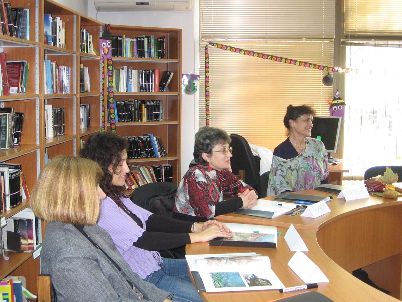 IMG_0020.JPG - Обучителен семинар за преподаватели по английски език, лектор Даниел Перез - English Language Fellow във ВТУ „Св. св. Кирил и Методий”