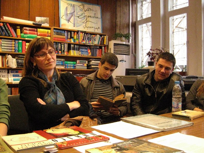 IMG_8049.JPG - Четене с ученици от V ЕГ "Йоан Екзарх"