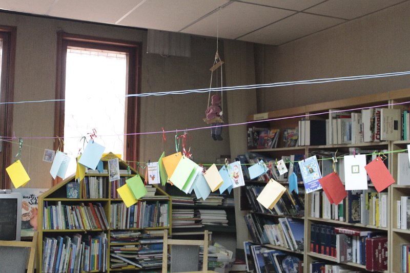 _MG_7119.JPG - Поредица от празници в Немска читалня с ученици от 10-тите класове на езиковите гимназии в града. Представяне на немските и българските традиции, стихотворения и коледни текстове.