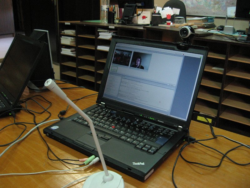 IMG_4093.JPG - Видеоконферентно участие на Мадлена Герова - зав. отдел "Периодика" и Мариана Гинева - зав. отдел "Комплектуване" в конференция на тема "Информационные ресурсы библиотек зарубежных стран: традиции и современные направления развития", гр. Липецк, Русия