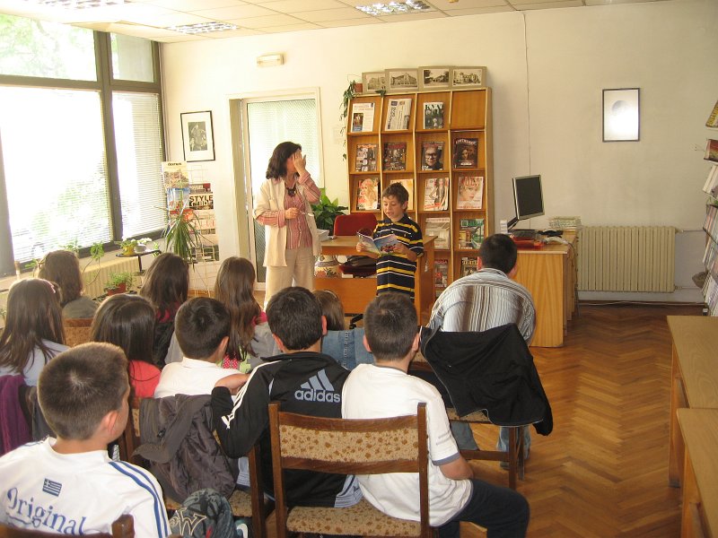 IMG_1581.JPG - Маргарита Шишкова представя стихосбирката си "Жива книжка" 