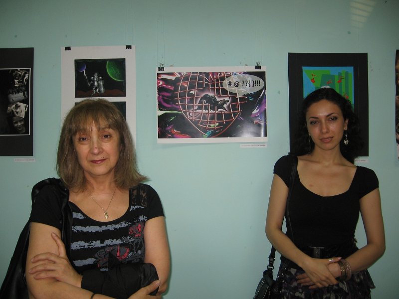 IMG_0019.JPG - Изложба на второкурсници от Технически Университет - Варна, спец. "Инженерен дизайн". По идея на Кремена Цанкова - преподавател на студентите