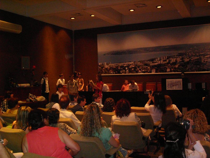 IMG_4234.JPG - Празник на завършващите четвъртокласници от класа на г-жа М. Рухова, СОУ "Найден Геров"