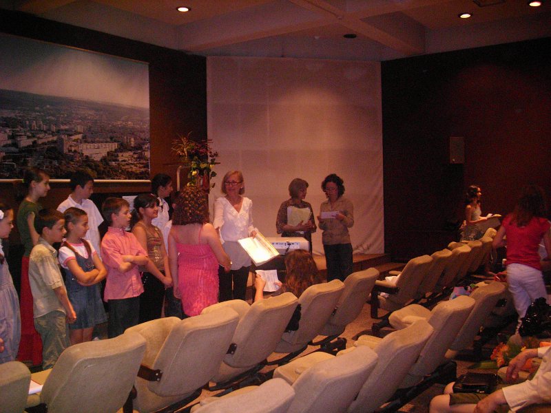 IMG_4259.JPG - Празник на завършващите четвъртокласници от класа на г-жа М. Рухова, СОУ "Найден Геров"