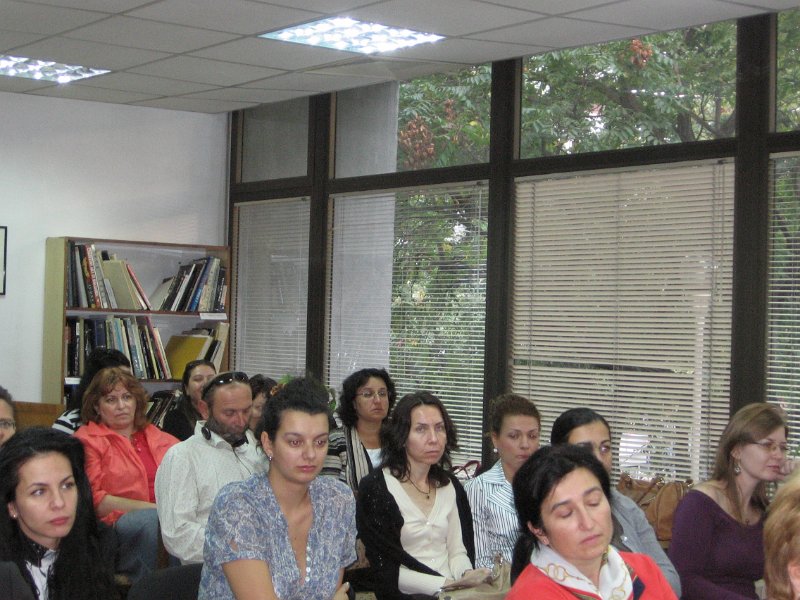 IMG_0188.JPG - Свободна дискусия за нещата от живота - родителство, партньори, взаимност, детската агресия