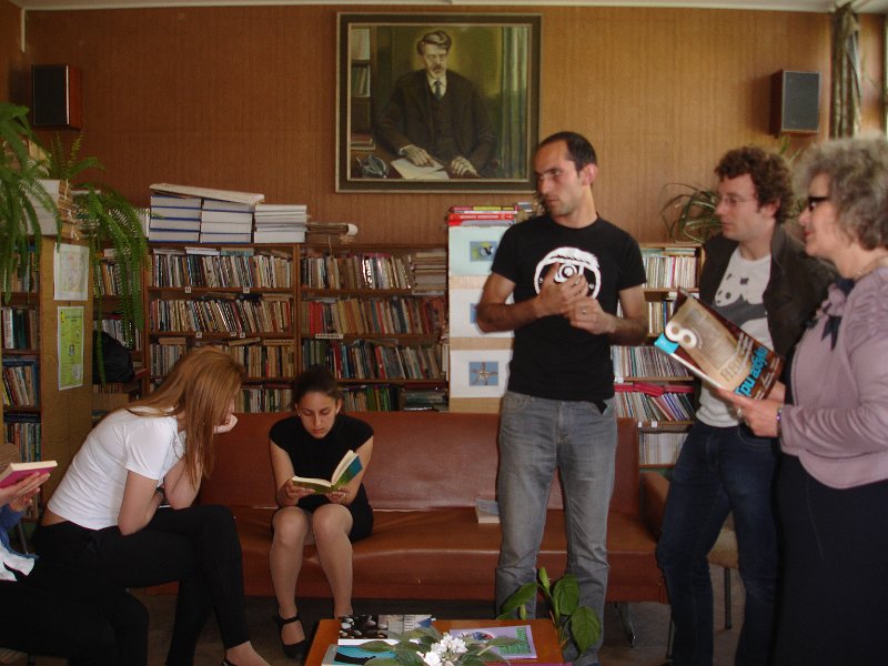 DSC08026.JPG - Четене с ученици от ПГИ „ Д-р Иван Богоров”