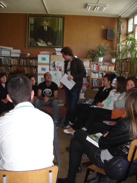 DSC08031.JPG - Четене с ученици от ПГИ „ Д-р Иван Богоров”