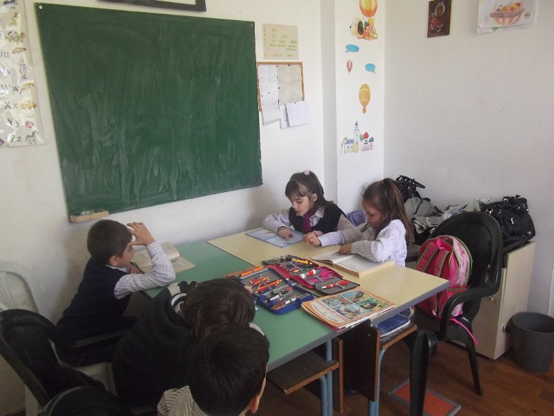 DSCF4632.JPG - Четене с деца от частна занималня „Дъга”
