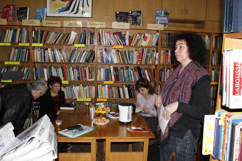 _MG_2793.JPG - Четене в Детски и средношколски комплекс със служители към Дирекция „Култура и духовно развитие” на Община Варна