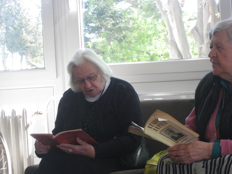 IMG_2486.JPG - Четене в Дом "Гергана"