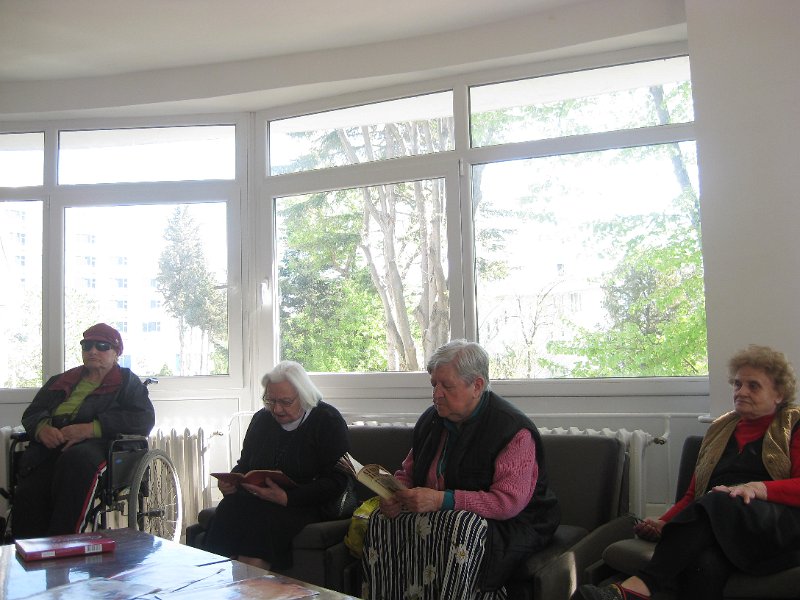 IMG_2489.JPG - Четене в Дом "Гергана"