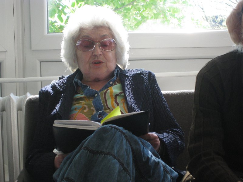 IMG_2497.JPG - Четене в Дом "Гергана"