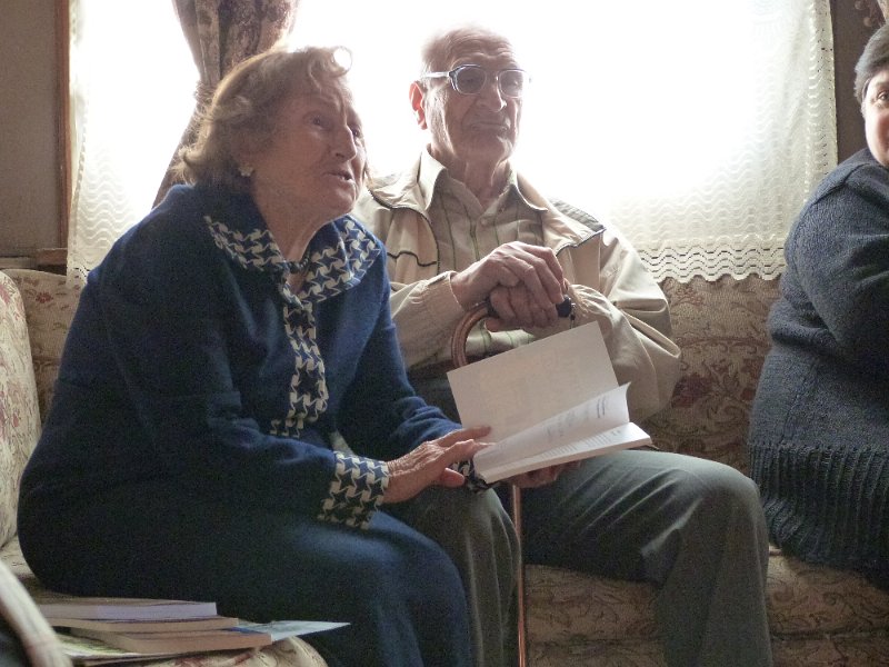 P1010430.JPG - Четене в Етнографски музей