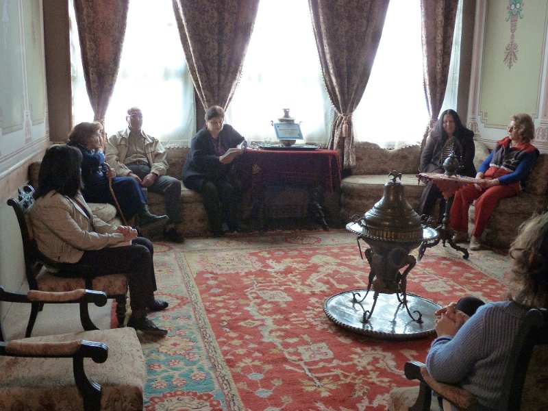 P1010438.JPG - Четене в Етнографски музей