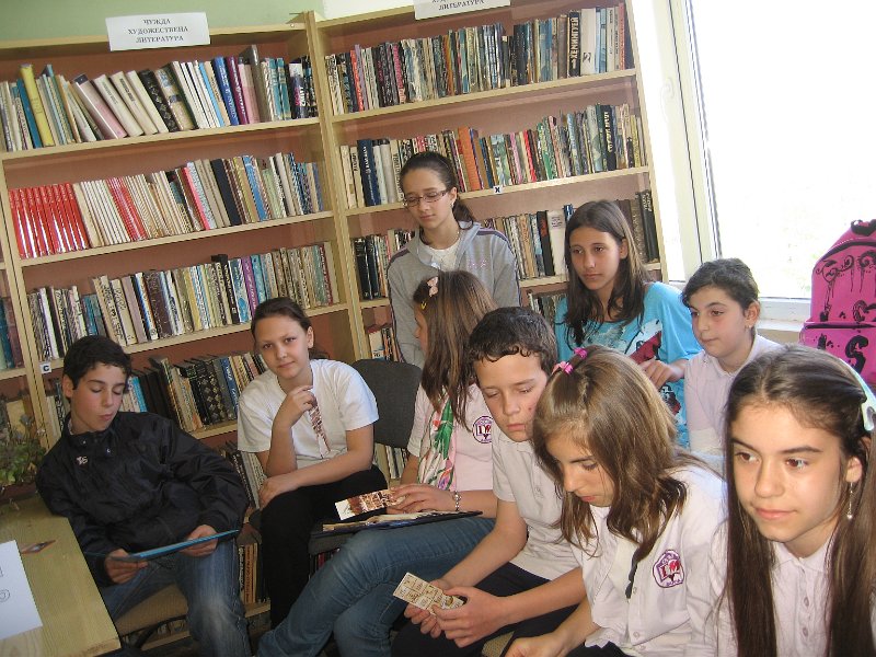 IMG_2808.JPG - Четене с ученици от СОУ "Гео Милев"