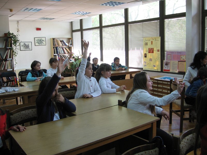 IMG_0140.JPG - Среща на малките художници от ЧУ "Малкият принц" с творчеството на Леонардо да Винчи - 560 години от рождението му