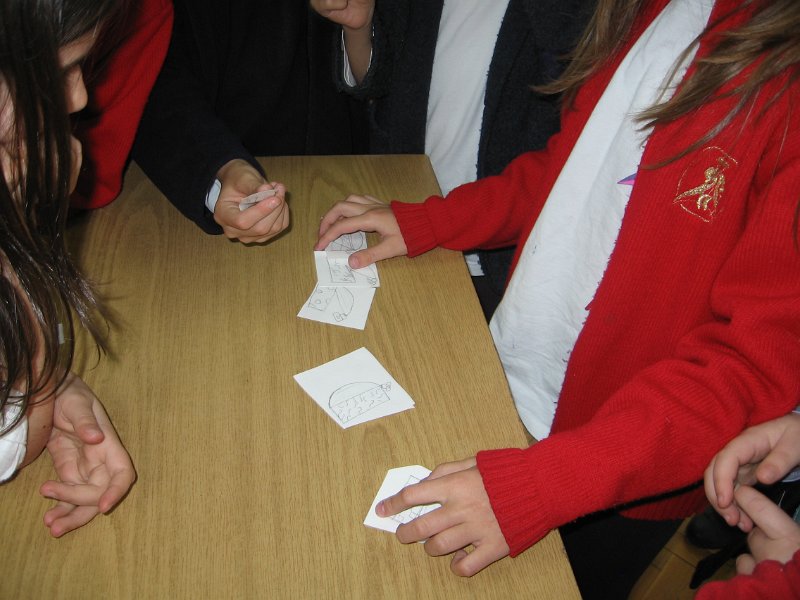 IMG_0141.JPG - Среща на малките художници от ЧУ "Малкият принц" с творчеството на Леонардо да Винчи - 560 години от рождението му