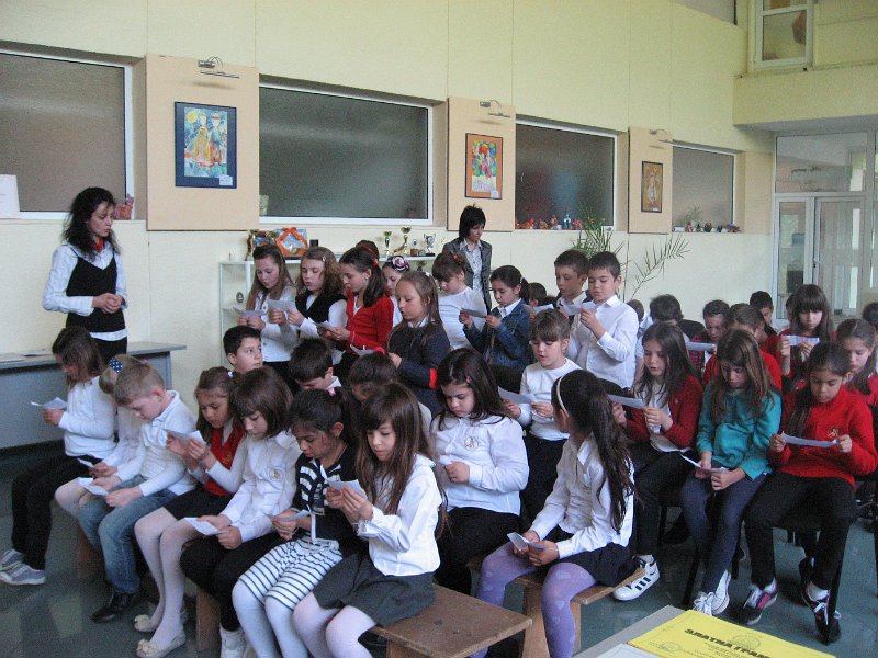 IMG_0483.JPG - Четене с деца от ЧЕУДГ „Малкият принц”