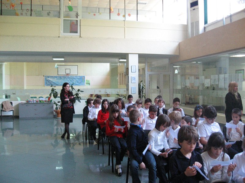 IMG_0485.JPG - Четене с деца от ЧЕУДГ „Малкият принц”