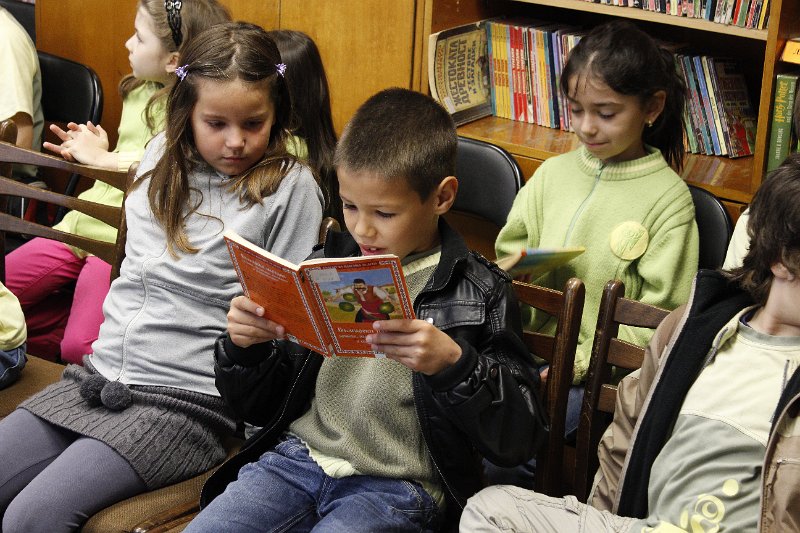 _MG_2742.JPG - Първокласници от СОУ "Найден Геров" гостуват в Детски и средношколски комплекс