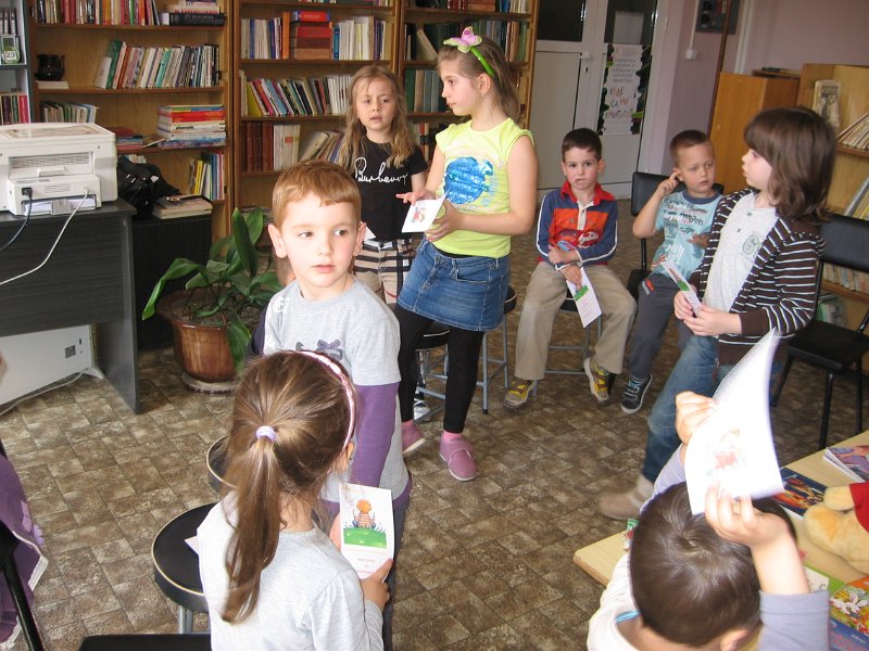 IMG_0099.JPG - Четене с деца в НЧ "Отец Паисий"