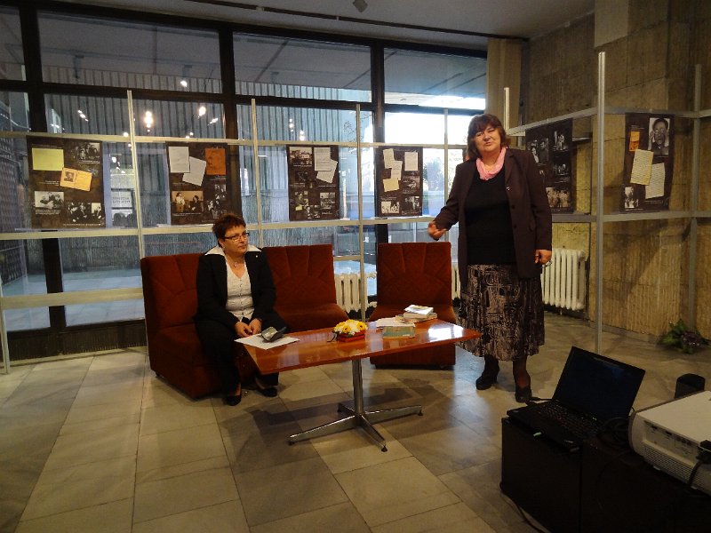 DSC04457.JPG - Откриване на Маратон на четенето' 2012