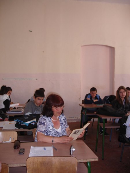 DSC08024.JPG - Четене с ученици от Варненска търговска гимназия