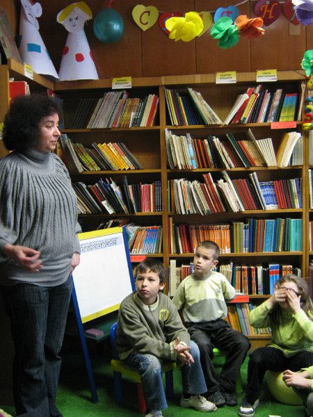 IMG_2311.JPG - "Седмица на детската книга" с първокласници от СОУ "Найден Геров"