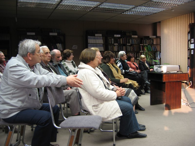 IMG_2721.JPG - Житейска и творческа равносметка в две книги: "През годините" и "Чуждата култура отблизо"