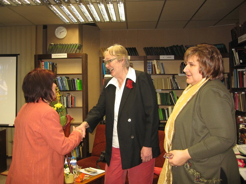 IMG_2747.JPG - Житейска и творческа равносметка в две книги: "През годините" и "Чуждата култура отблизо"