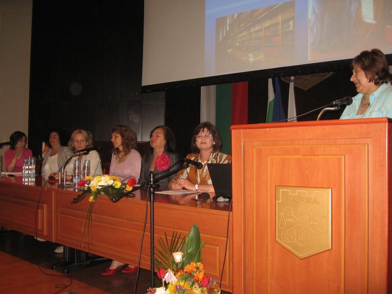 IMG_2847.JPG - Среща-дискусия на тема "Библиотеката – съвременно социално пространство"