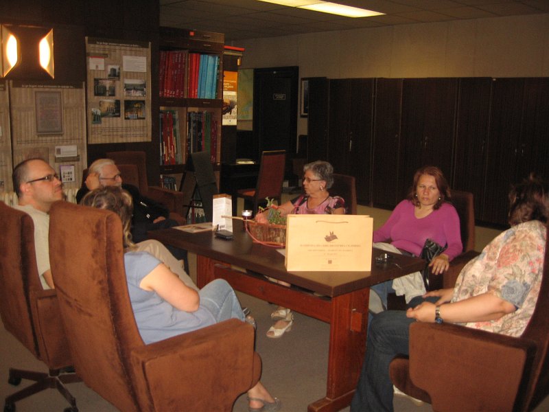 IMG_2924.JPG - Работни срещи в библиотеката с представители на регионални културни институции, с обществени лица, с читателска аудитория. Дискусии с фокус "Книгата и Библиотеката", Европеана и Варна.