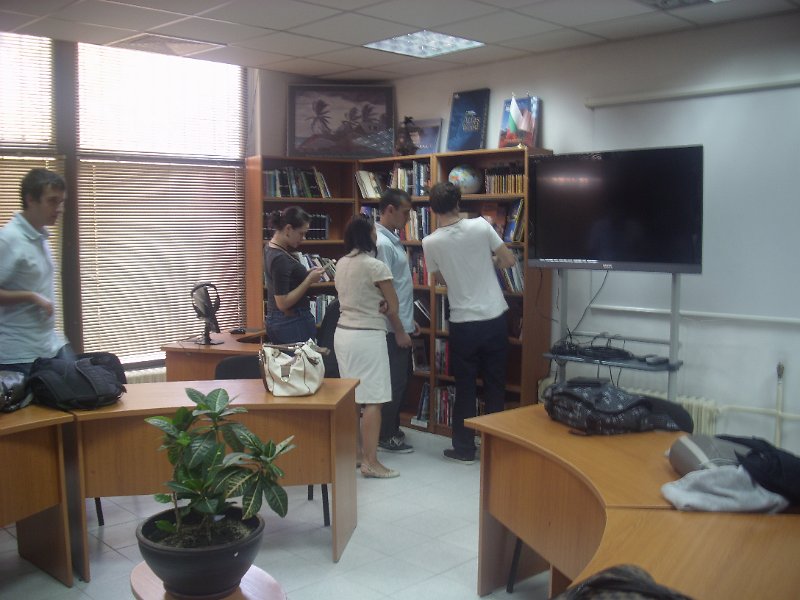 IMG_7399.JPG - Цикъл работни срещи с преподаватели и ученици от Първа езикова гимназия - Варна