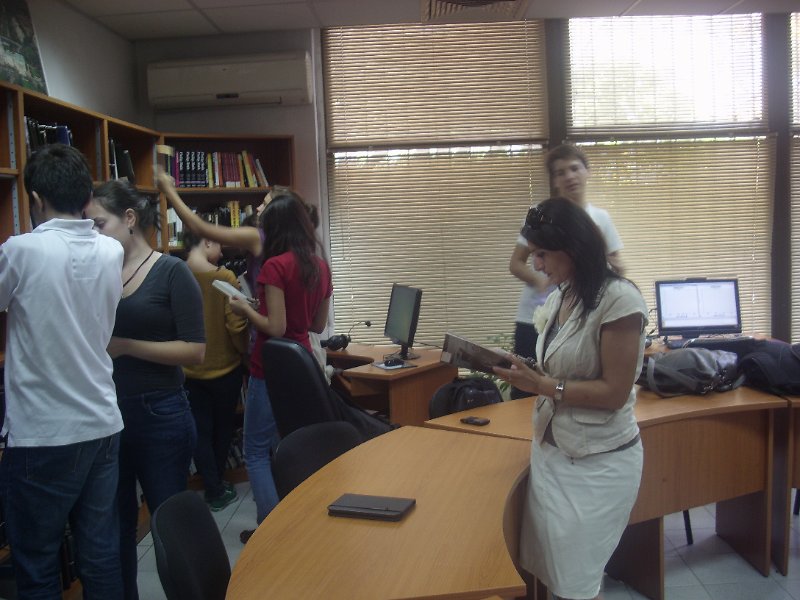 IMG_7403.JPG - Цикъл работни срещи с преподаватели и ученици от Първа езикова гимназия - Варна