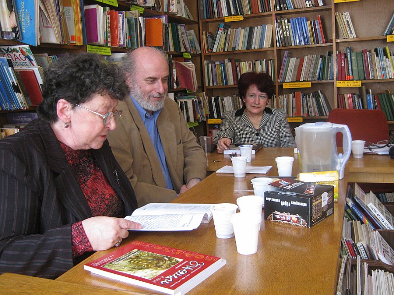 IMG_7465.JPG - Четене в Детски и средношколски комплекс със служители на Дирекция "Култура и духовно развитие", Община Варна