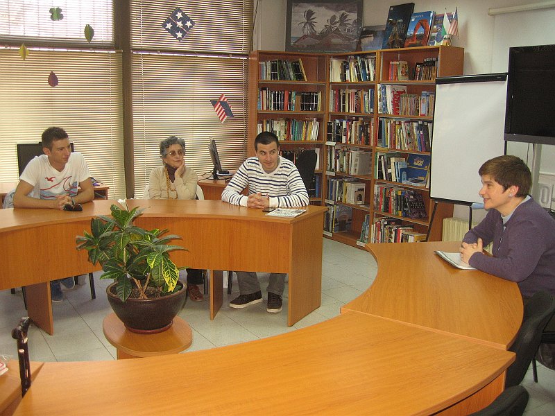 IMG_8649.JPG - Съвместна проява на Американска читалня и Lecti Centre Varna