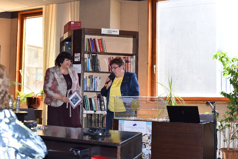 DSC_5239.JPG - Представяне на сборника “Жрец и воин на живота”, посветен на 150 години от рождението на Пенчо Славейков, издание на РБ „Пенчо Славейков”