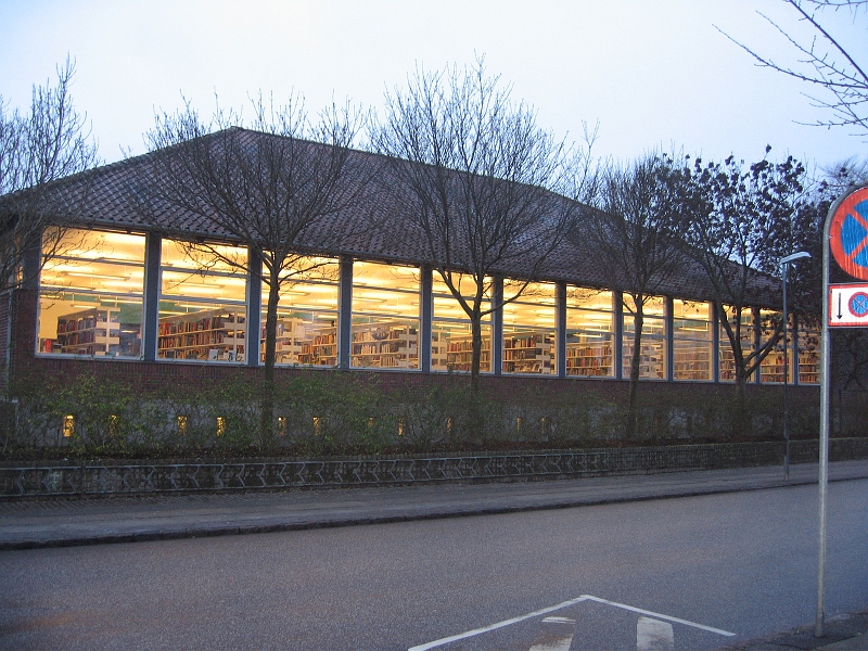 01.0.JPG - Библиотеката в Роскилде