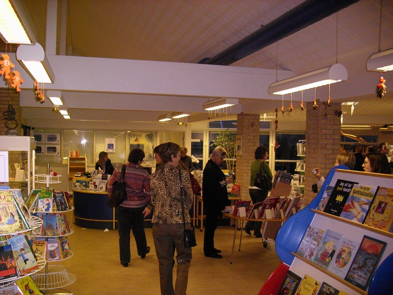 04.6.JPG - Посещение на библиотеката в Гадструп