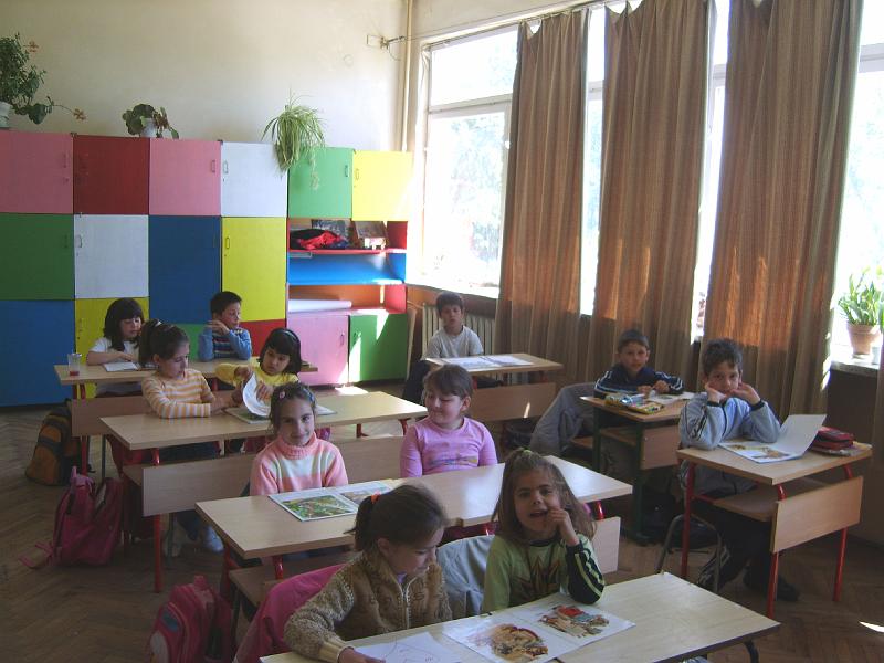 S8000494new.jpg - ОУ "Капитан Петко Войвода"