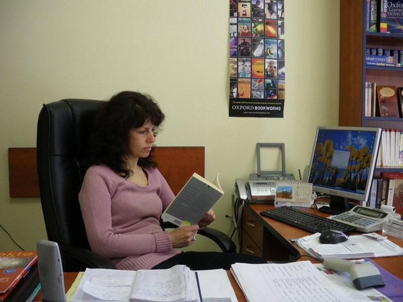 IMG1.jpg - Четене в книжарница "Оксфорд"